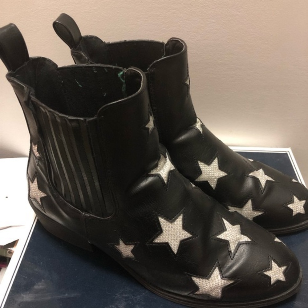 Wild diva black silver sparkly star booties size 8